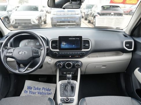 Certified 2023 Hyundai Venue Limited w/ Cargo Package image 16