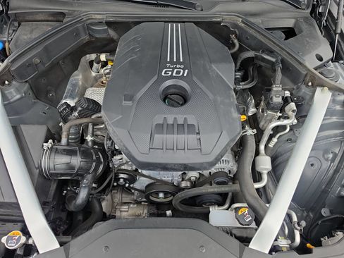 Certified 2023 Genesis G70 2.0T w/ Sport Prestige Package RWD image 13