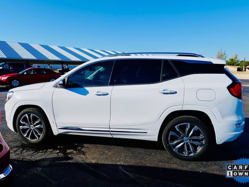 Used 2019 GMC Terrain Denali w/ Driver Alert Package II image 5