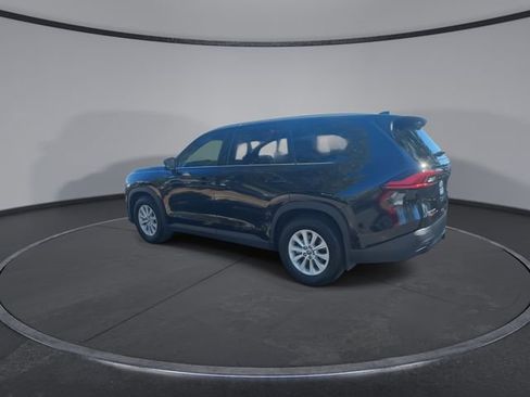 Used 2024 Toyota Grand Highlander XLE image 11