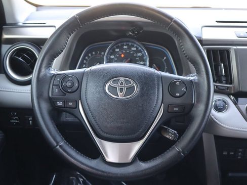 Used 2013 Toyota RAV4 Limited FWD image 18