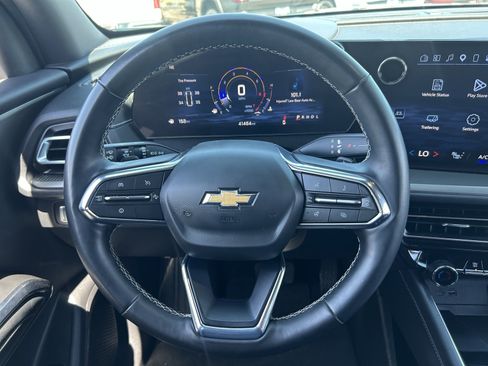 Certified 2025 Chevrolet Traverse LT FWD image 23