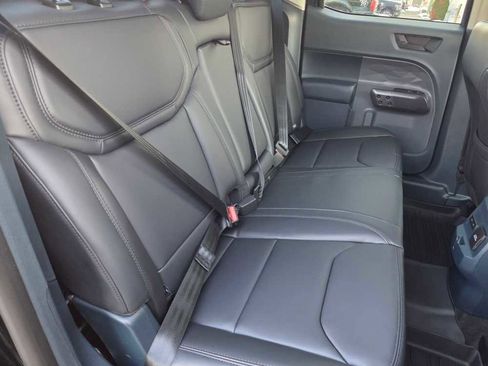 New 2026 Ford Maverick Lariat w/ Black Appearance Package image 23