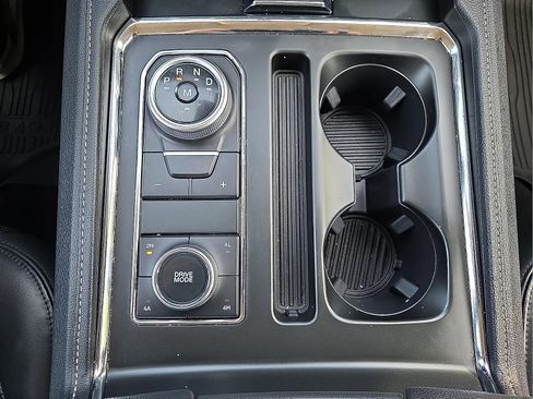 Certified 2023 Ford Expedition XLT AWD/4WD image 18