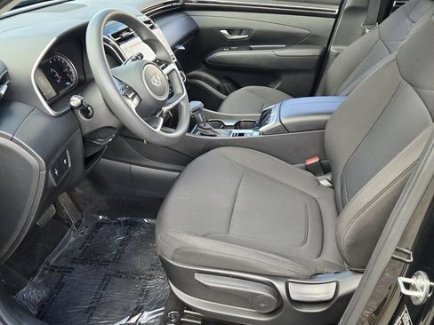 Certified 2024 Hyundai Tucson SE FWD image 10