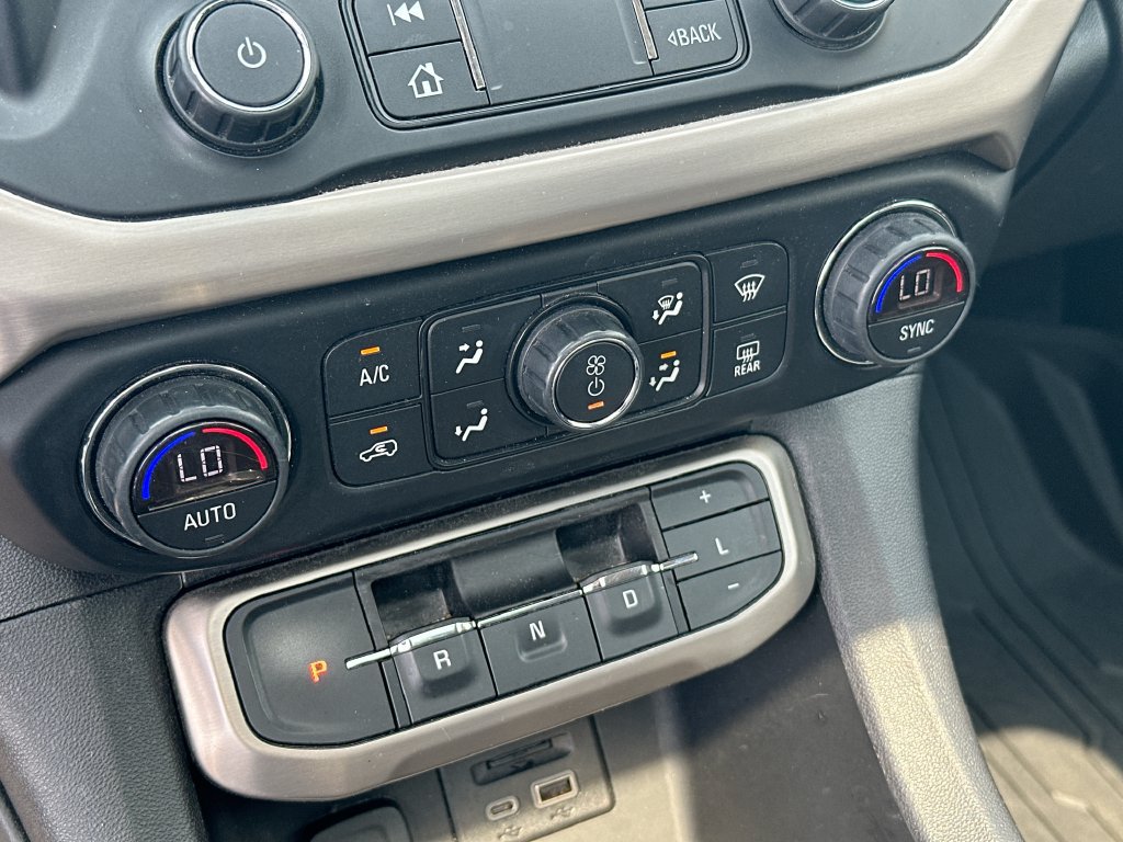 Used 2020 GMC Acadia Denali FWD image 14