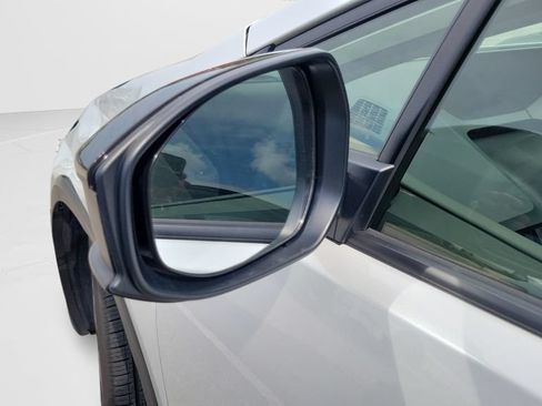 Used 2024 Toyota Prius LE FWD image 12