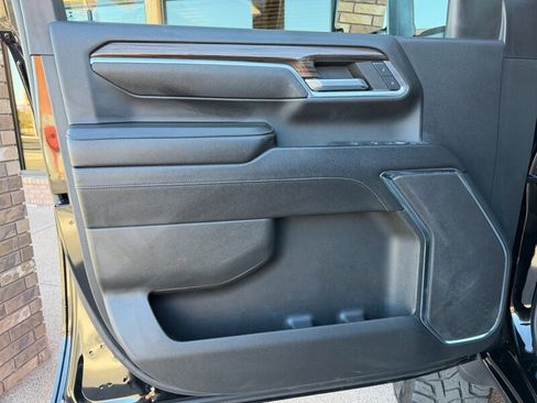 Used 2024 Chevrolet Silverado 2500 LT w/ Convenience Package image 39