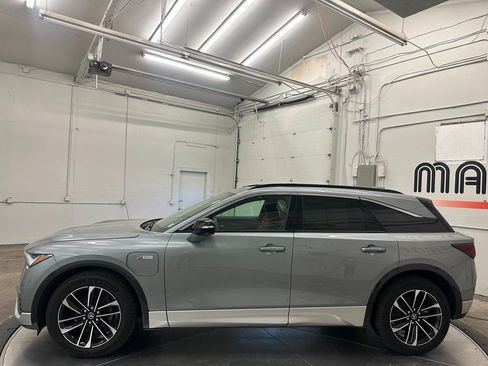 Used 2024 Acura ZDX A-Spec image 14