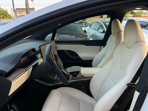 Used 2022 Tesla Model X AWD/4WD image 11