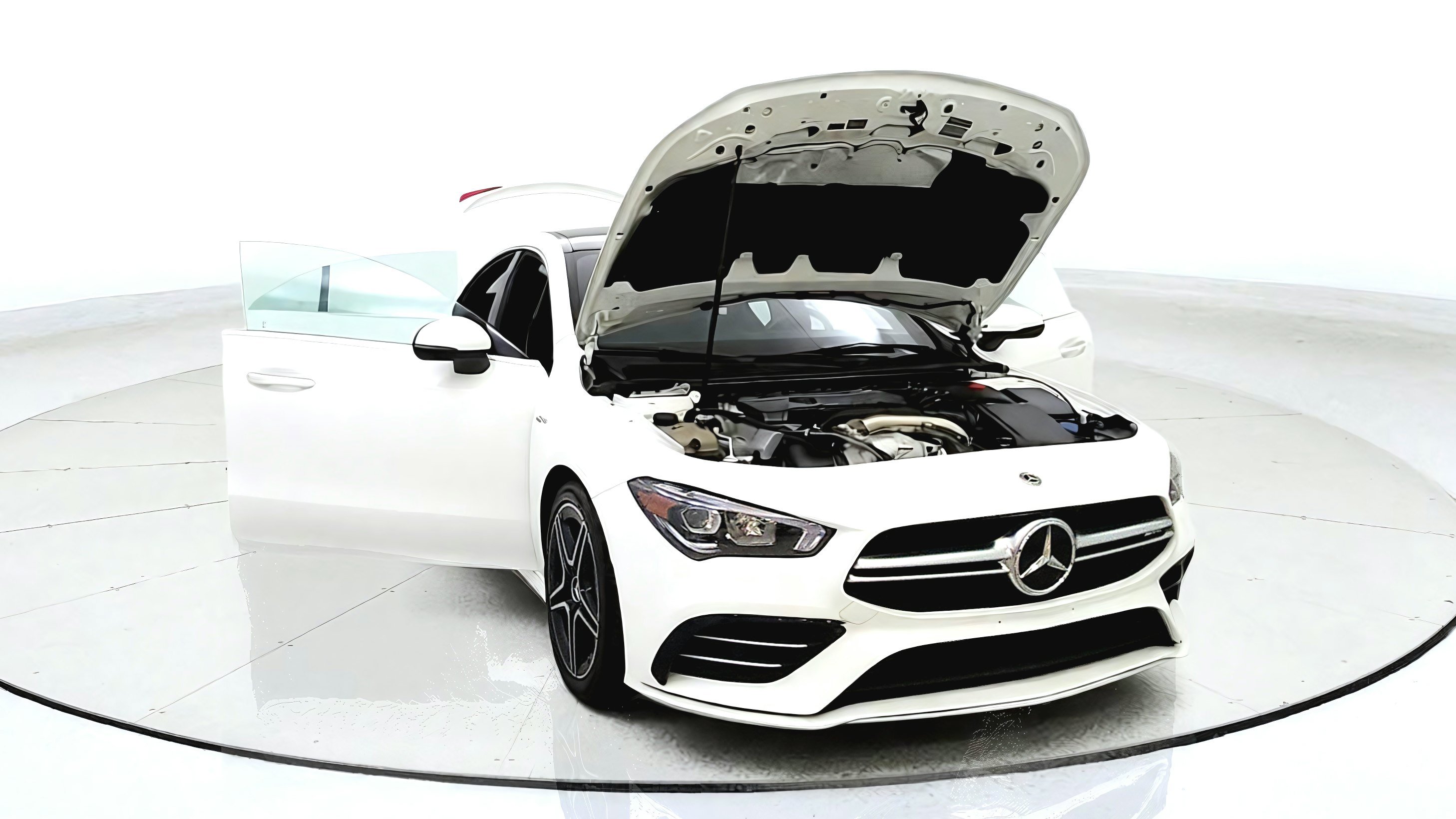 Used 2021 Mercedes-Benz CLA 35 AMG 4MATIC image 9