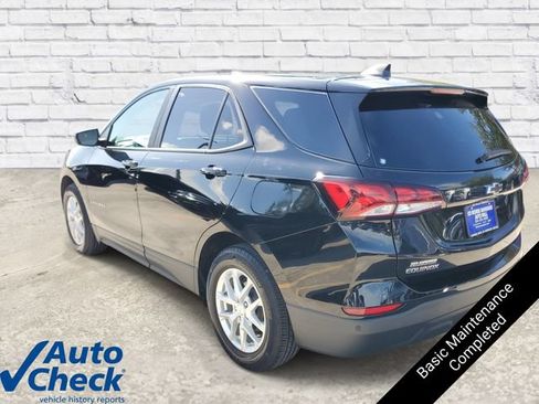 Used 2023 Chevrolet Equinox LS w/ LS Convenience Package FWD image 2