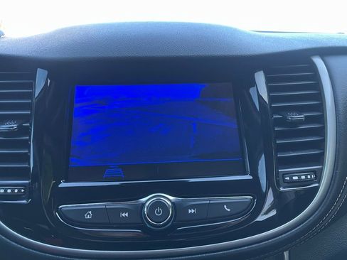 Used 2020 Chevrolet Trax LT image 35