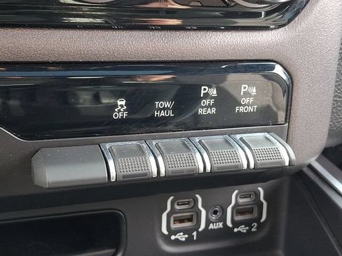 Used 2021 RAM 1500 Big Horn AWD/4WD image 28