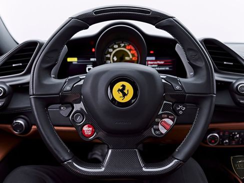 Used 2018 Ferrari 488 GTB RWD image 59