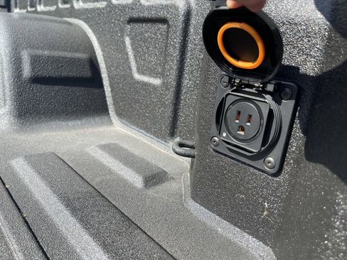 New 2025 Chevrolet Silverado 1500 RST w/ LPO, Dark Essentials Package image 15