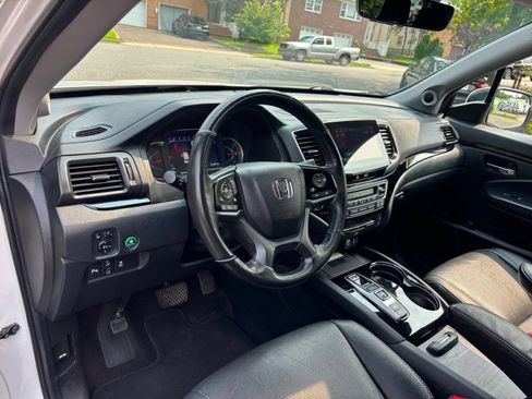 Used 2021 Honda Pilot Elite image 11
