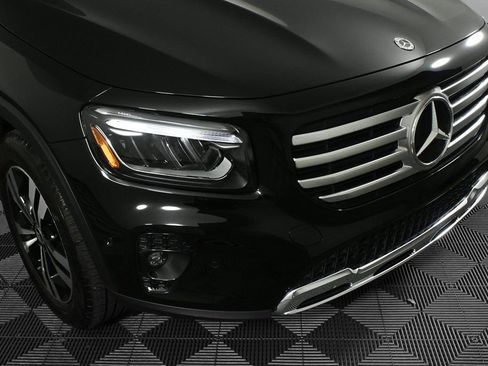 Certified 2025 Mercedes-Benz GLB 250 image 35