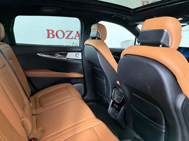 Certified 2022 Lincoln Nautilus Black Label w/ Class II Trailer Tow Package AWD/4WD image 36