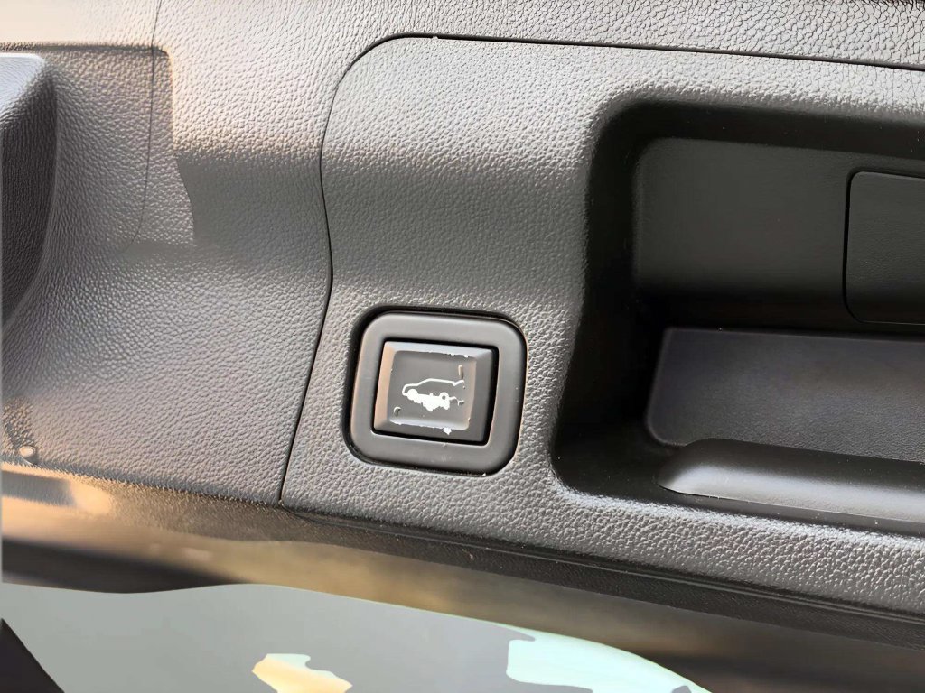 Used 2020 GMC Acadia SLT FWD image 19