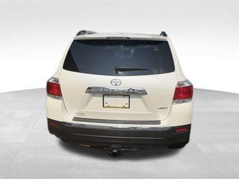 Used 2013 Toyota Highlander Limited AWD/4WD image 40