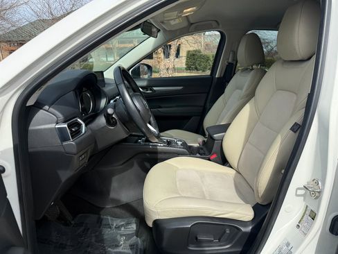 Used 2020 MAZDA CX-5 Touring image 9