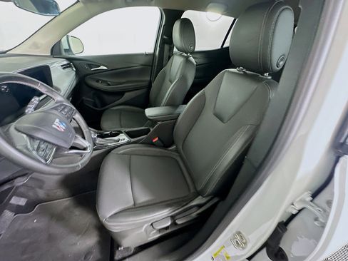 Used 2025 Buick Encore GX Preferred FWD image 13