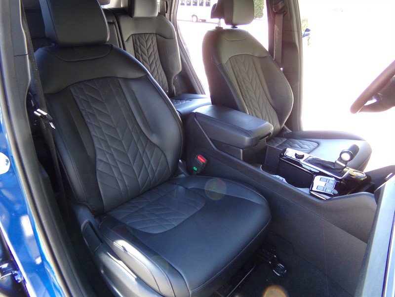 Used 2025 Kia Sportage X-Line AWD/4WD image 23