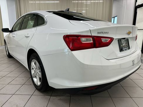 Used 2023 Chevrolet Malibu LS FWD image 9