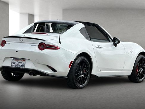 Certified 2025 MAZDA MX-5 Miata RF Club image 4