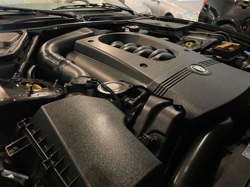 Used 2006 Jaguar XK8 Convertible image 98