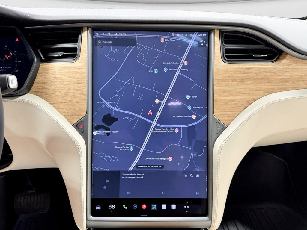 Used 2018 Tesla Model X 75D AWD/4WD image 11