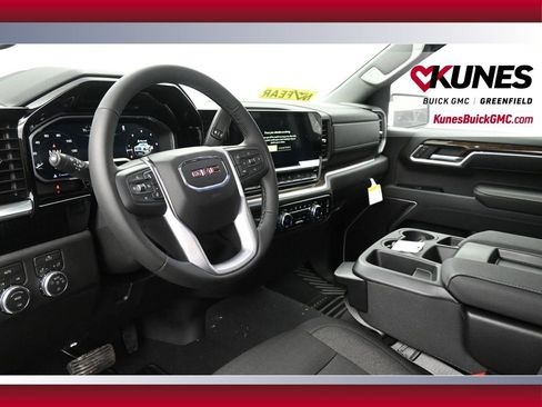 New 2026 GMC Sierra 1500 Elevation image 18