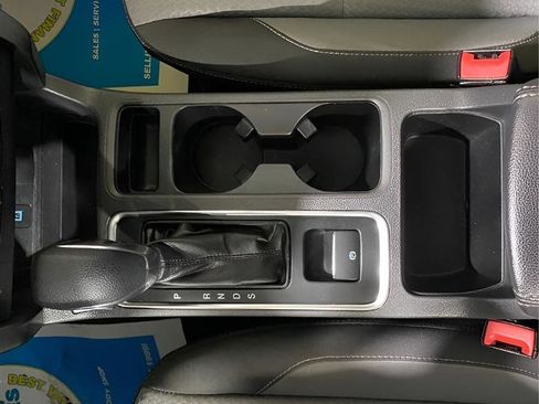 Used 2019 Ford Escape SE AWD/4WD image 18