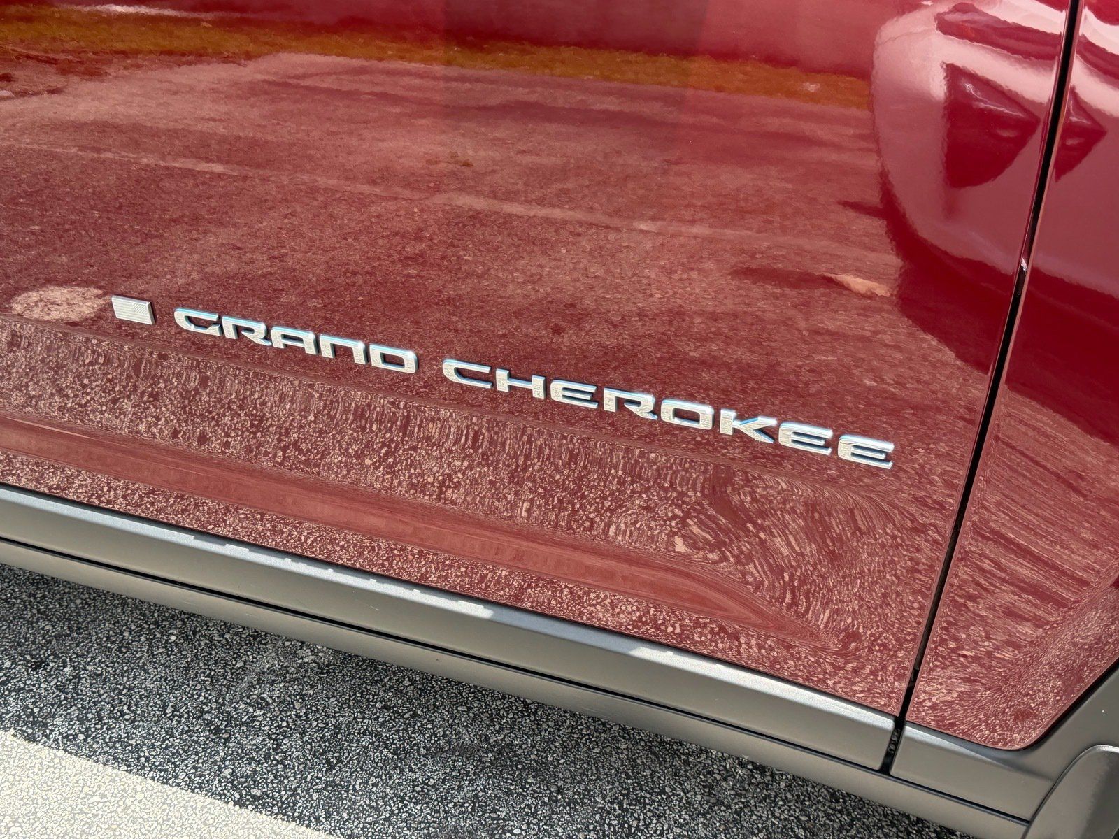 Used 2022 Jeep Grand Cherokee Limited 4xe w/ Luxury Tech Group II AWD/4WD image 12