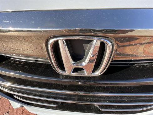 Certified 2022 Honda Accord Sport image 11