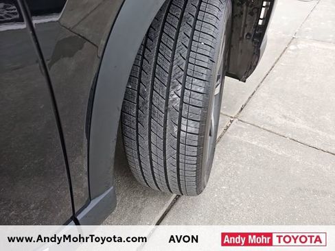 Used 2025 Honda Pilot Touring image 42