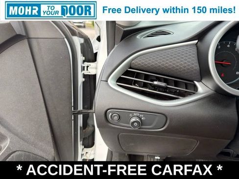 Used 2023 Chevrolet Malibu LT w/ Driver Confidence Package FWD image 14