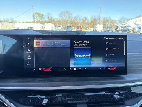 Used 2024 BMW X5 xDrive40i w/ Premium Package image 25