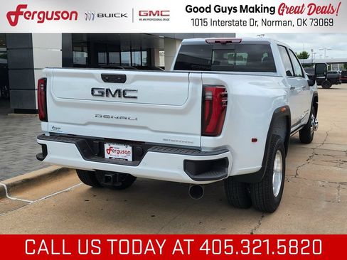 New 2026 GMC Sierra 3500 Denali Ultimate AWD/4WD image 3