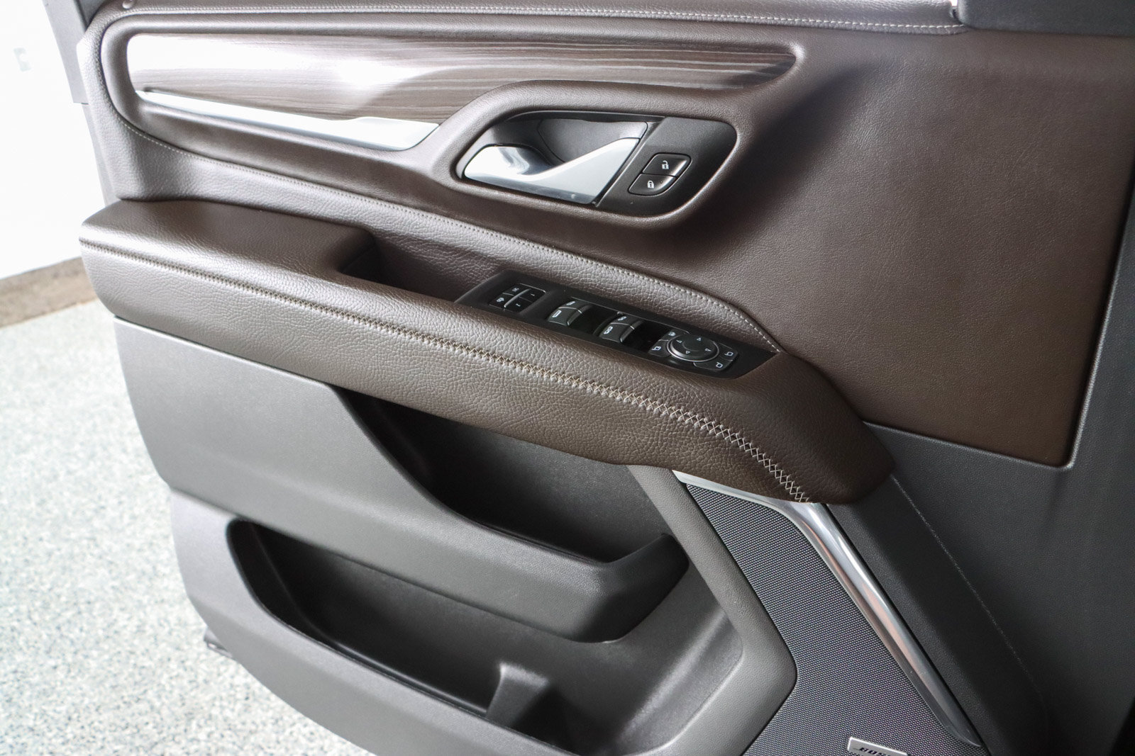 Used 2023 GMC Yukon Denali w/ LPO, Floor Liner Package AWD/4WD image 25