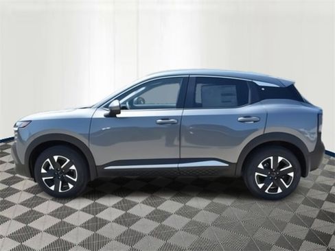 New 2025 Nissan Kicks SV w/ SV Premium Package image 3