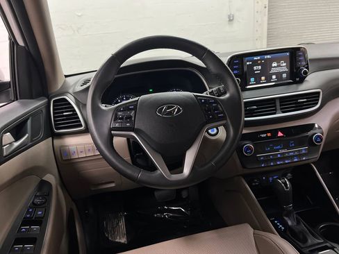 Used 2020 Hyundai Tucson Limited FWD image 15