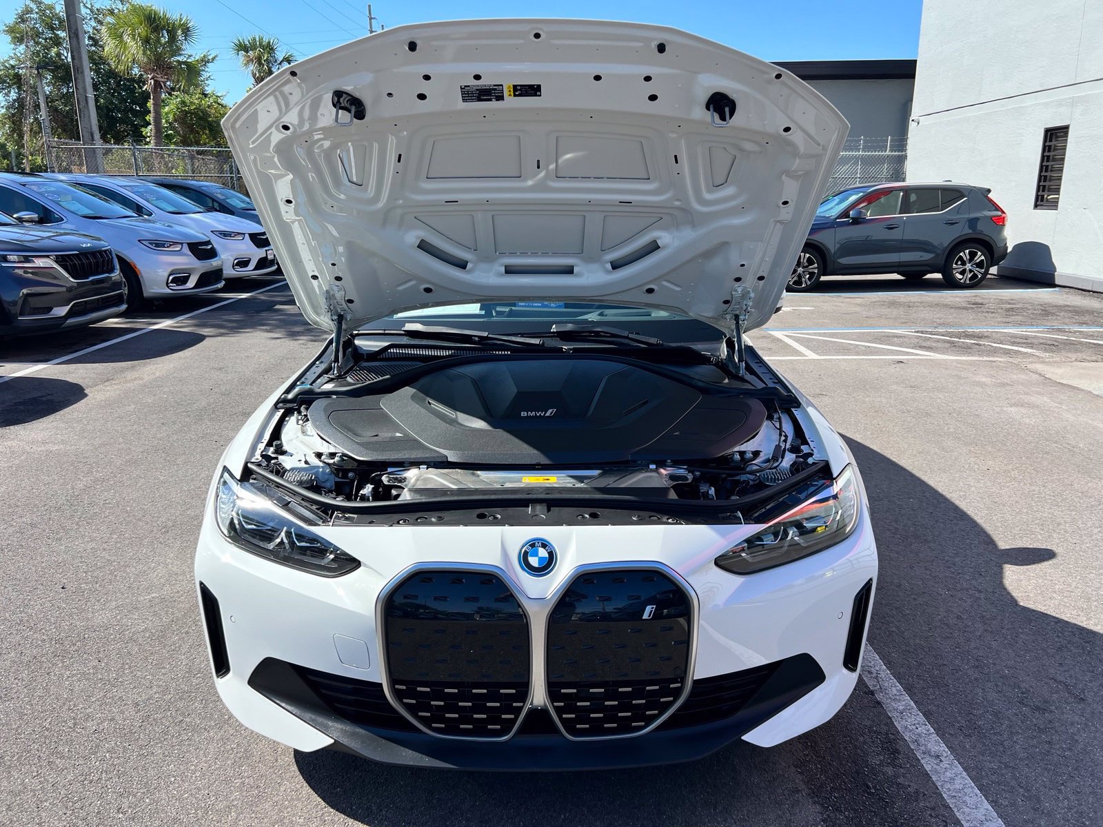 Used 2024 BMW i4 eDrive35 w/ Premium Package RWD image 17