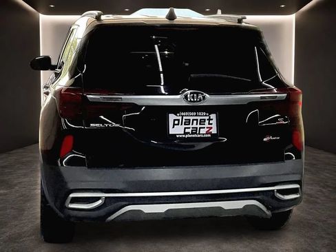 Used 2021 Kia Seltos S FWD image 6