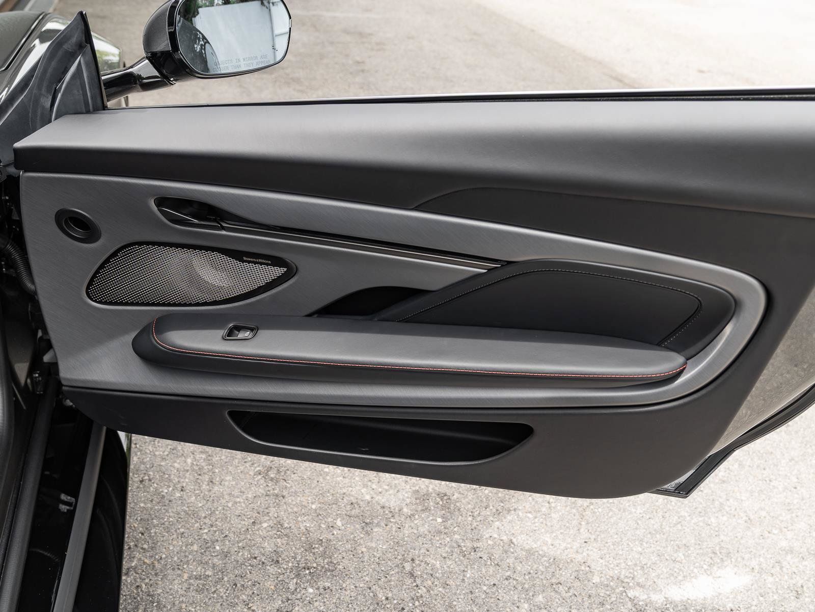 Used 2025 Aston Martin Vanquish RWD image 45