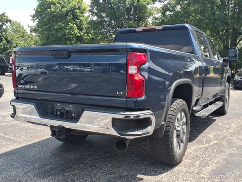 Used 2022 Chevrolet Silverado 2500 LT w/ Convenience Package AWD/4WD image 3