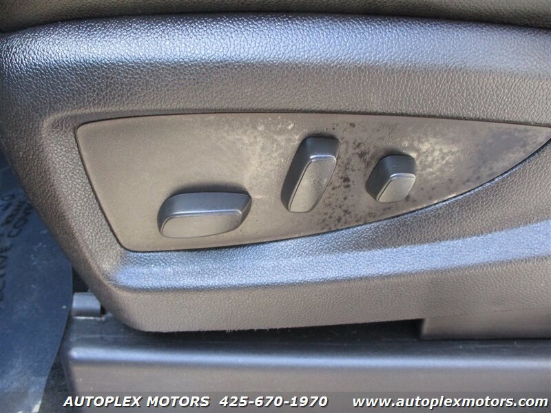 Used 2016 Chevrolet Suburban LT AWD/4WD image 40