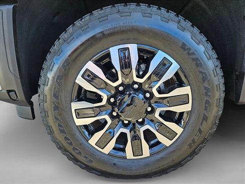 Used 2024 GMC Sierra 3500 Denali Ultimate image 22