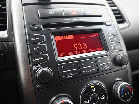 Used 2013 Kia Soul + image 17